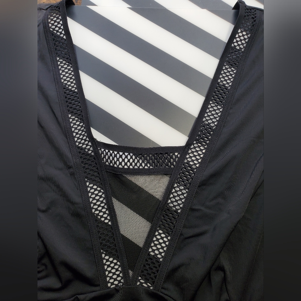 deep v neck black stretchy bodysuit 2X